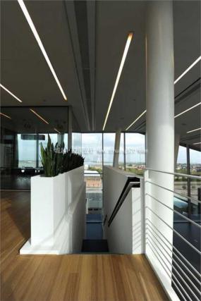 最新日企办公室设计装饰效果图片