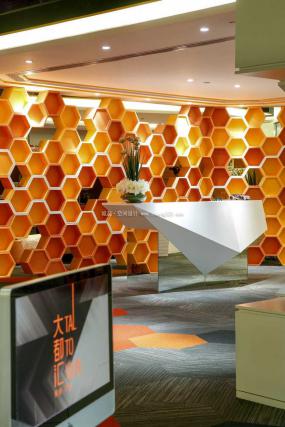 日企办公室装修实物图片