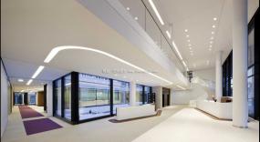 低调奢华办公室装饰设计效果图