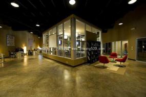 最新流行风格办公室装饰效果图