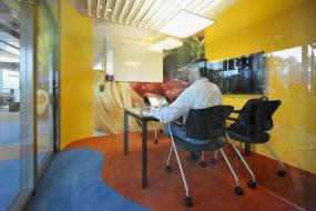 高档普陀办公室装修效果图