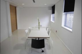 高端商务型办公室装修图片