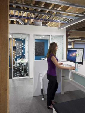 中型办公室设计装修效果图片