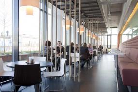 最新科技风格办公室装饰效果图