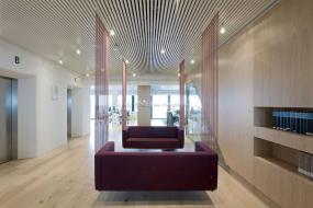 科技风格办公室装修设计效果图片