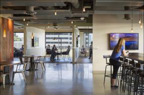 最新开敞式办公室设计装饰效果图片