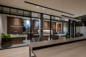 大气简约风格办公室设计装潢图片