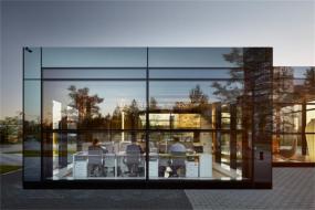 轻快风格办公室设计效果图片