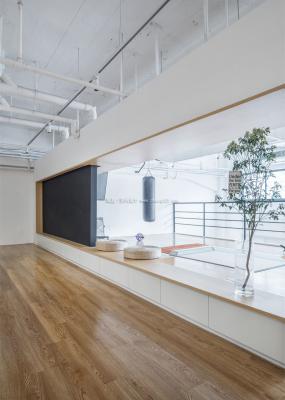 简约工业风格办公室装饰图片