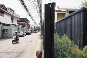 简约工业风格办公室装饰设计效果图