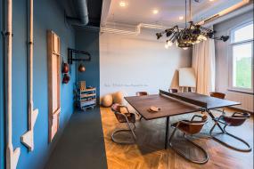 简约工业风格办公室装修实物图片