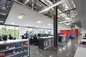 简约创意风格办公室装饰图片