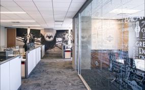 工业创意办公室设计装饰效果图