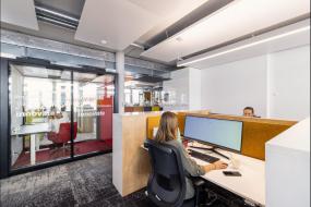 工业创意风格办公室设计装潢图片