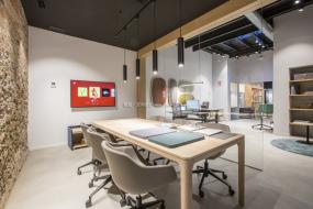 简约办公室室内吊顶装修效果图