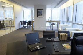 现代小办公室吊顶设计装修效果图片