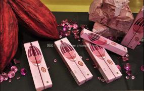 现代办公室风格吊灯装修效果图片