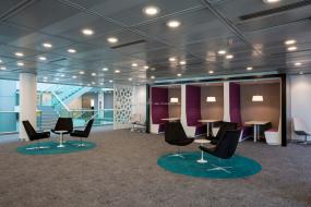 现代简约风格小型办公室装修效果图库