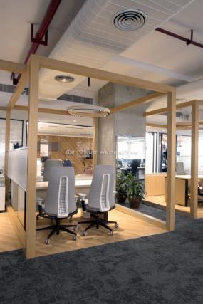 400平办公室装修效果图