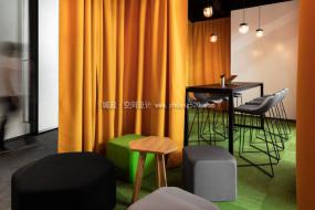 100平长方形办公室布局