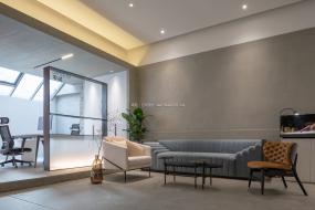 现代大型办公室装修效果图大全2020