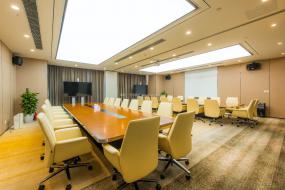 简约办公室室内装修效果图