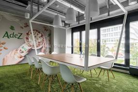 300平办公室布局