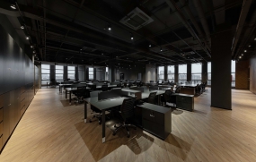 工业风高逼格办公室装修
