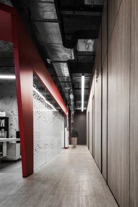 办公室工业风格装修吊天花