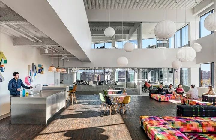 办公室墙壁的装饰