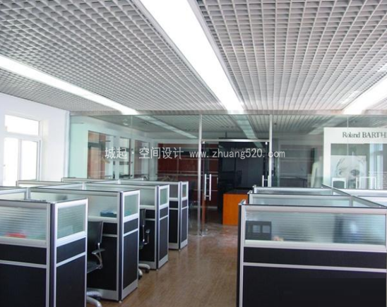 办公室装修怎样选择窗帘