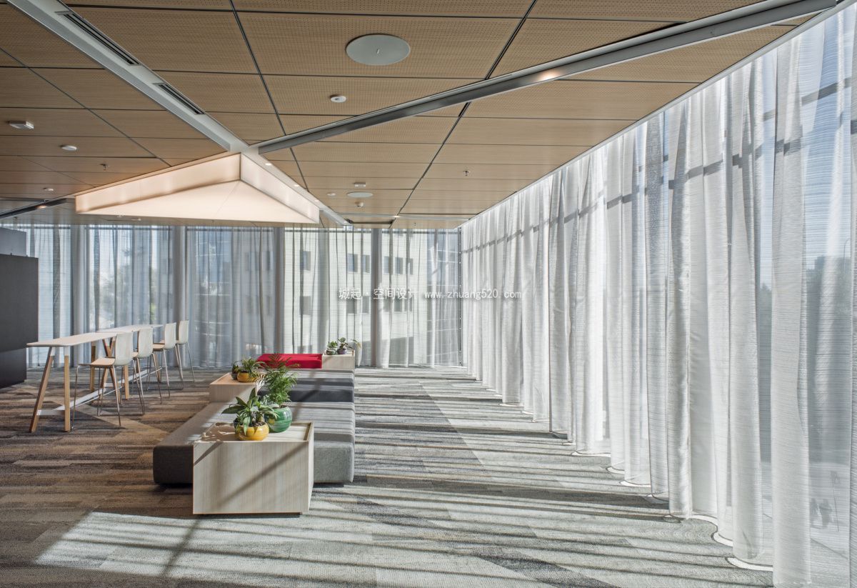 女老板办公室装修注意事项