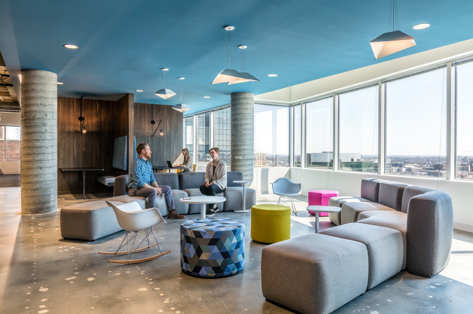 办公室装修玻璃隔断的注意事项