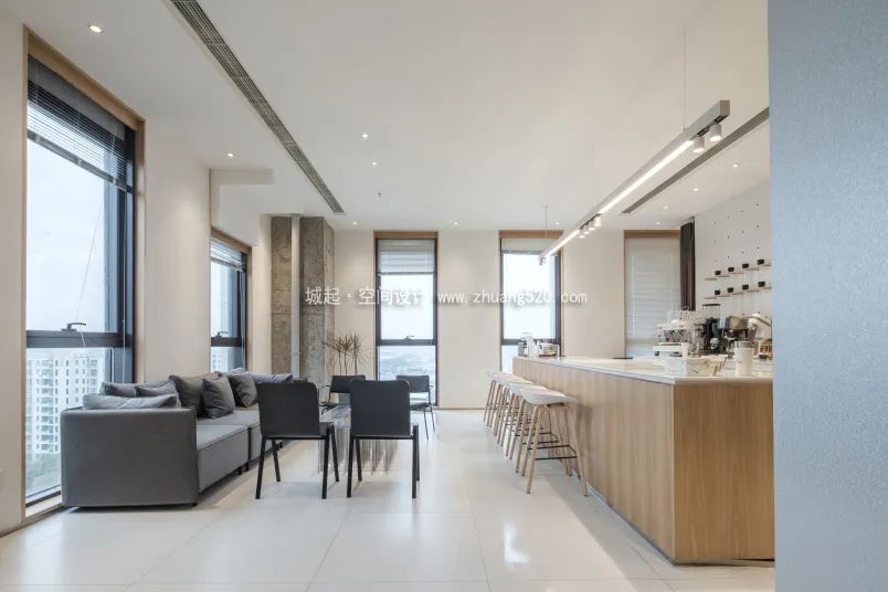 100平米简约办公室