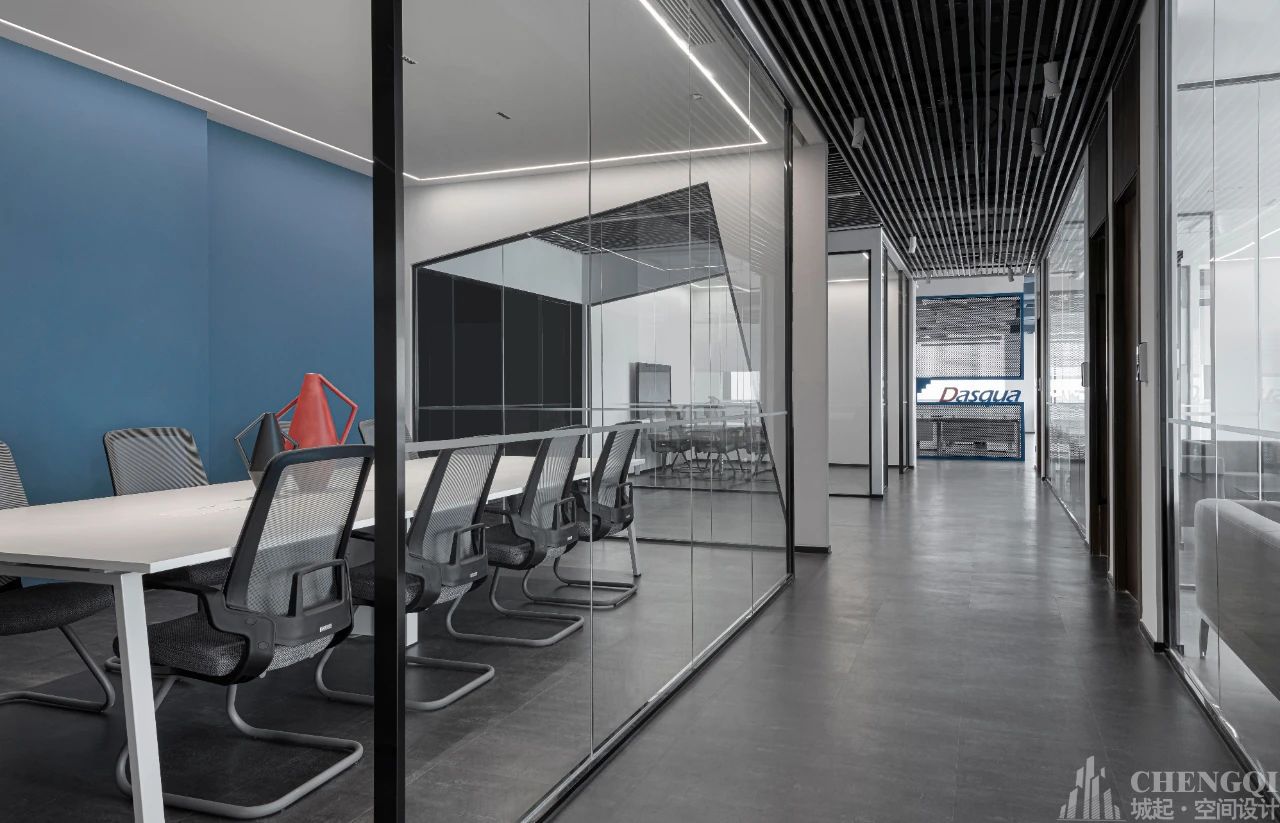 科技公司办公室桌子摆放技巧,办公室桌子摆放技巧