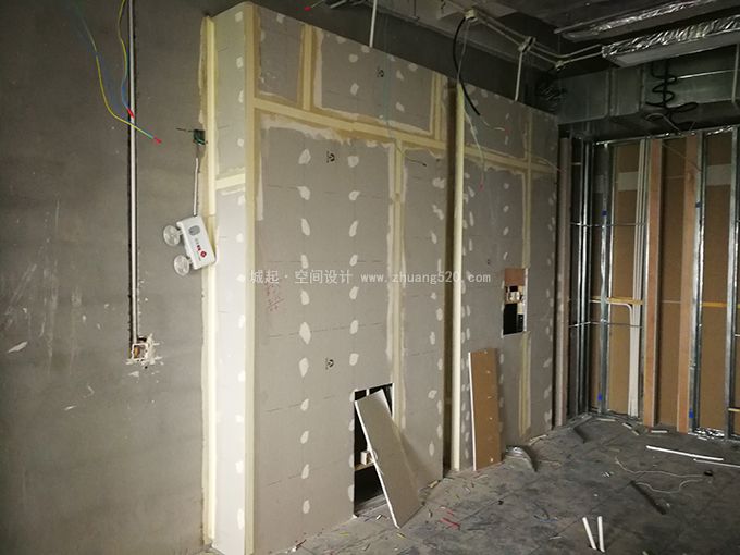 在建工地案例图片