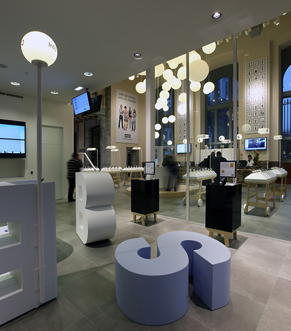 <a href=/pictrue/zmd target=_blank class=infotextkey>专卖店装修效果图</a>片