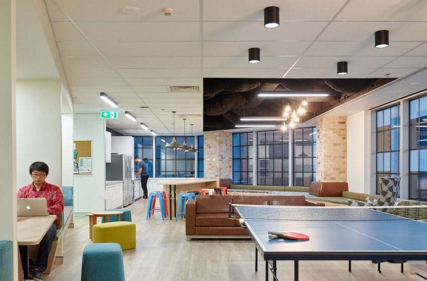 办公室装修效果图