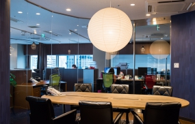 现代简约风会议室装修设计图