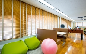 休息区懒人沙发装饰效果图