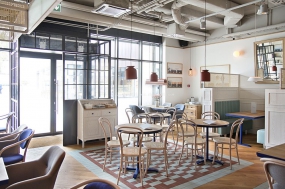  餐厅装饰设计实景图,餐厅装饰设计图片