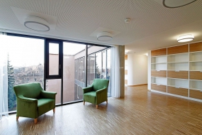  老年护理中心装修设计效果图,护理中心装修设计效果图