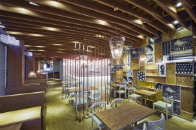 酒厅装修设计图