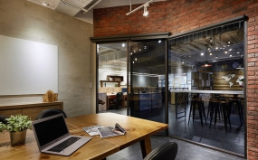 科技公司经理室装修设计效果图,经理室装修设计效果图