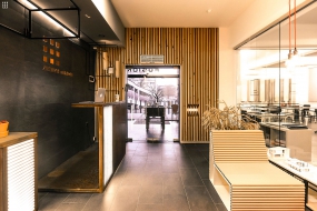 前厅装饰品摆放效果图,办公室前厅布置图