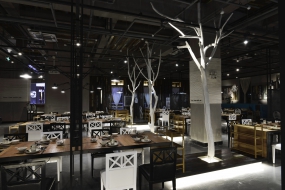 火锅店空间设计图片