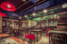 烧烤店空间设计效果图,烧烤店空间设计