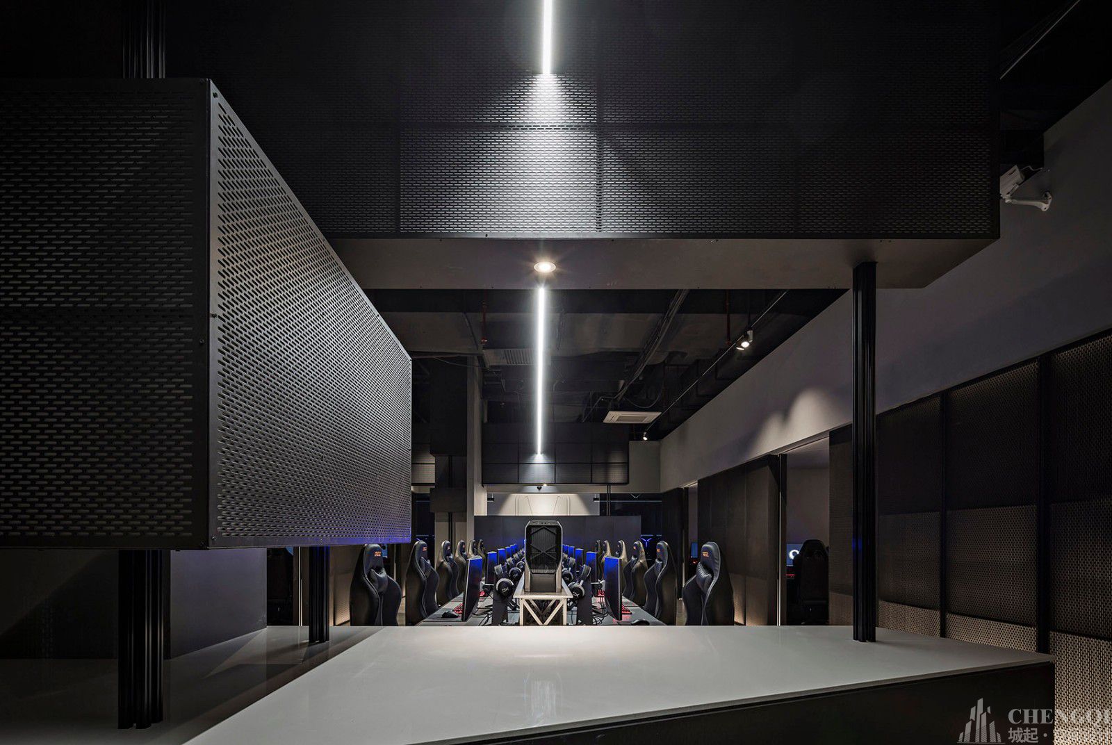 电竞俱乐部空间设计案例图,电竞俱乐部空间设计效果图