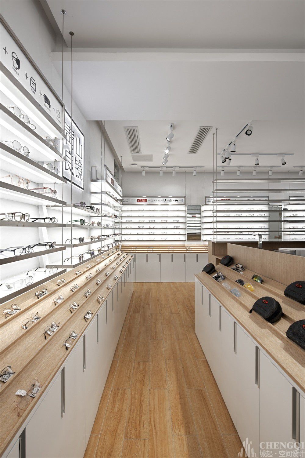 眼镜店设计效果图,眼镜店装饰案例效果图