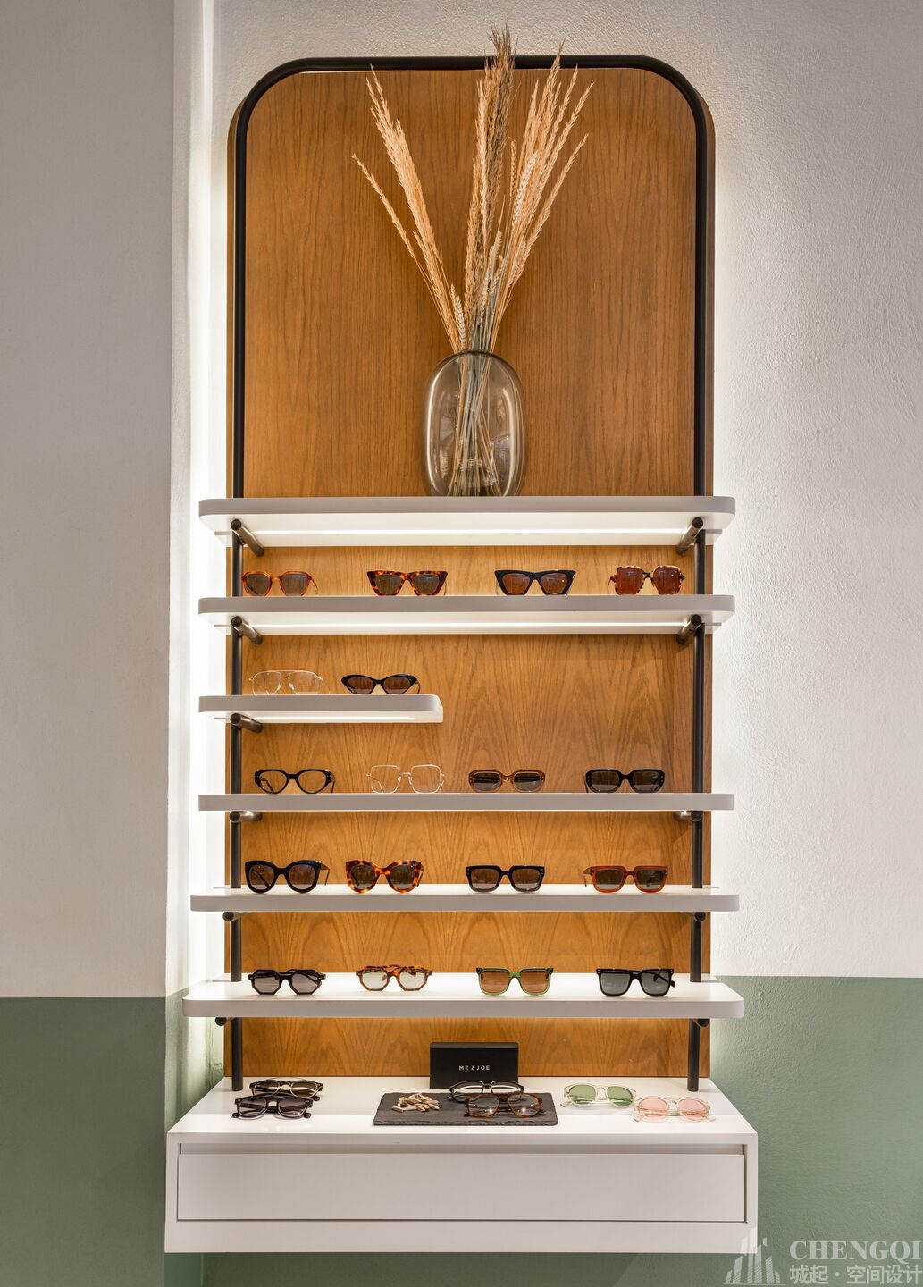 眼镜店空间装饰案例效果图,眼镜店空间装饰大图